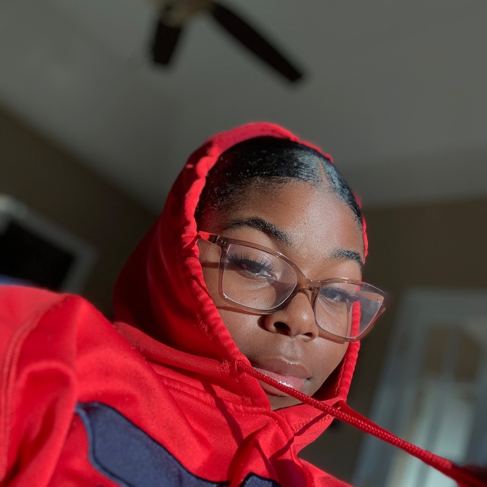 Meet your Posher, Areonna